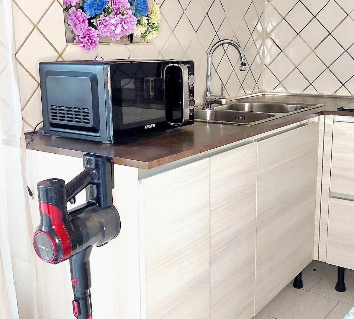 Milan Apartment - Gorla Red Line Italia